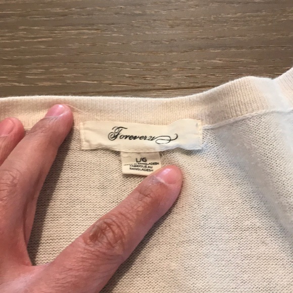 •Forever 21 Cardigan• - Picture 2 of 3